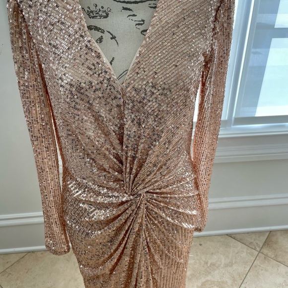 Ieena for Mac Duggal Sequin Knotted Midi Dress - Picture 2 of 11